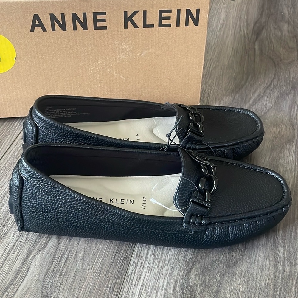 Anne Klein - Women’s Moccasins / Loafers